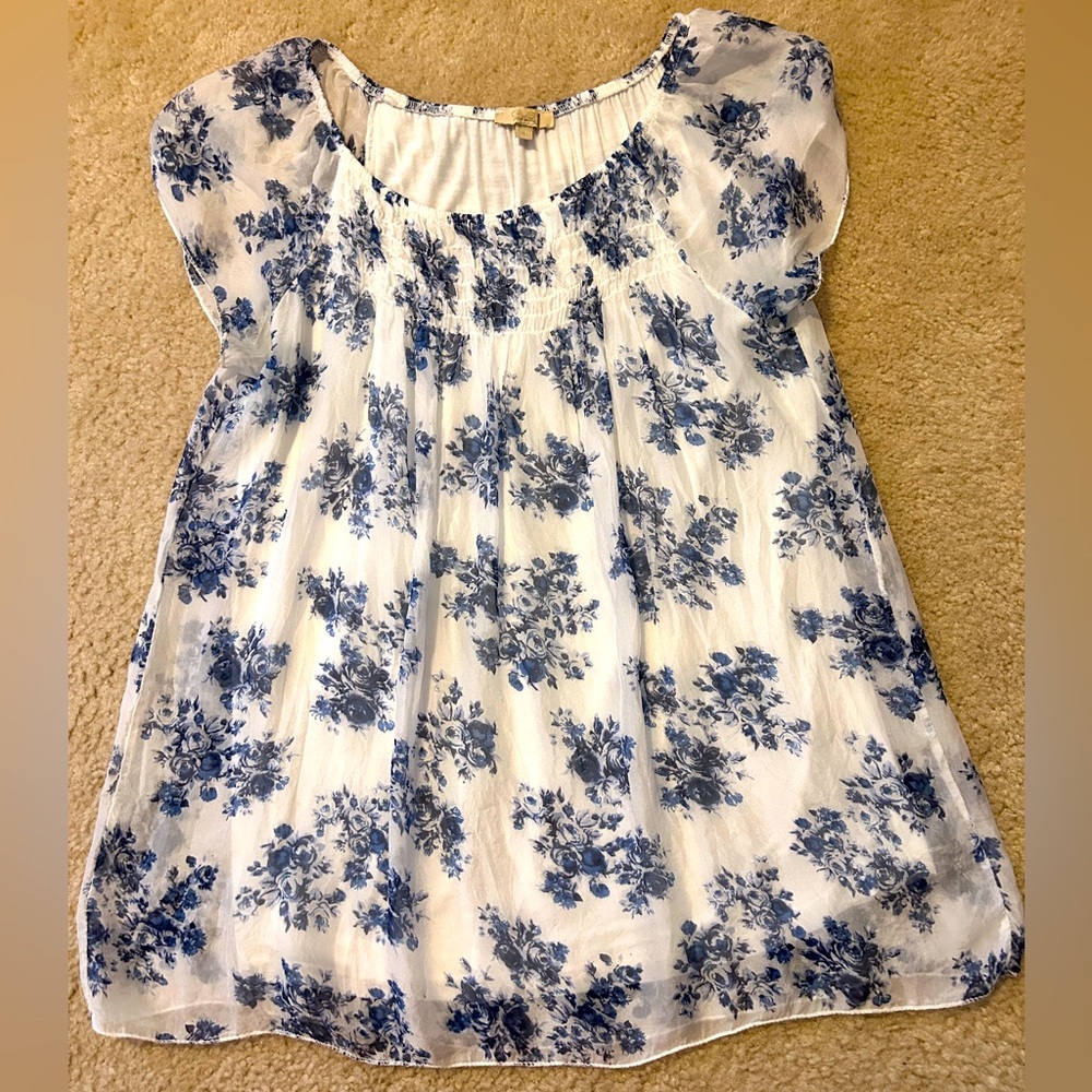 Women’s Floral Top